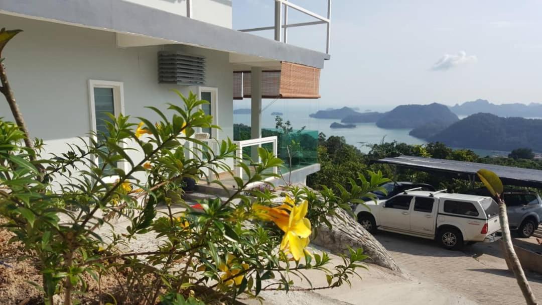 Veranda Nautica Bed & Breakfast Kuah Ngoại thất bức ảnh